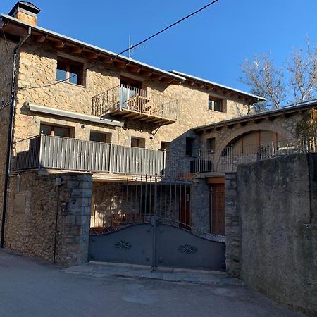 Apartaments Cal Bertran Белвер де Серданя Екстериор снимка